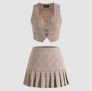 Cider plaid skirt and vest set Medium